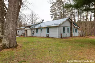7074 Holton-Duck Lake Rd, Holton, MI 49425 - Photo 3
