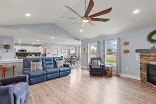 9201 Walnut Dr, Tipton, MI 49287 - Photo 15