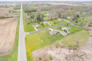 9201 Walnut Dr, Tipton, MI 49287 - Photo 41