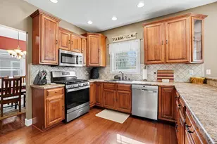 2516 Vanhorn Ct, Allegan, MI 49010 - Photo 7