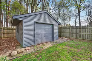 1533 N 33rd St, Galesburg, MI 49053 - Photo 21