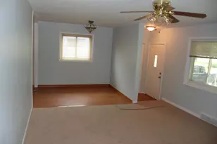 992 Kettering Ave, Pontiac, MI 48340 - Photo 7