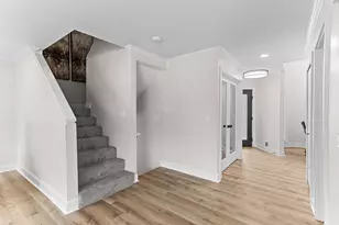 4291 Foxpointe Dr, West Bloomfield, MI 48323 - Photo 23