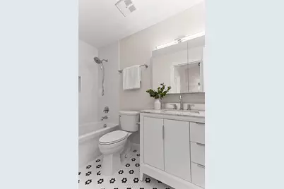 4291 Foxpointe Drive #53, West Bloomfield, MI 48323 - Photo 35