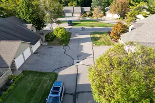 4291 Foxpointe Dr, West Bloomfield, MI 48323 - Photo 57