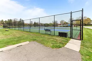 4291 Foxpointe Dr, West Bloomfield, MI 48323 - Photo 47