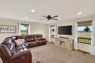 4810 W Colby Rd, Perry, MI 48872 - Photo 5