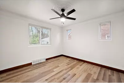 15731 Kentfield Street, Detroit, MI 48223 - Photo 9