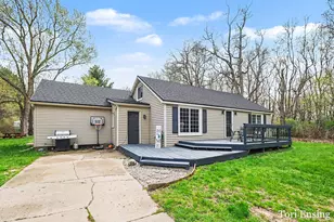 8349 Fletcher Rd, Greenville, MI 48838 - Photo 3