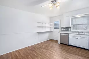 10477 S Sprinkle Rd, Vicksburg, MI 49097 - Photo 7