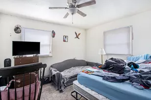 10477 S Sprinkle Rd, Vicksburg, MI 49097 - Photo 21