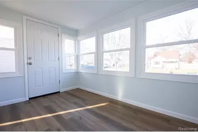 1308 E Milton, Hazel Park, MI 48030 - Photo 9