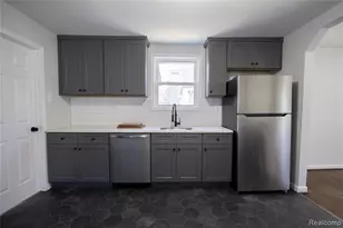 1308 E Milton, Hazel Park, MI 48030 - Photo 7