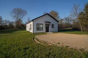 2084 W Fenwick Rd, Fenwick, MI 48834 - Photo 37