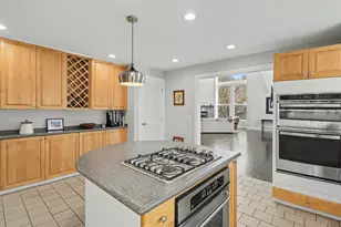 1906 Old Orchard Ct, Ann Arbor, MI 48103 - Photo 9