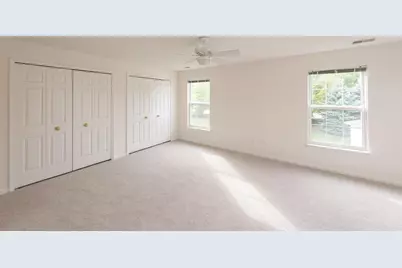 2800 S Knightsbridge Circle, Ann Arbor, MI 48105 - Photo 15