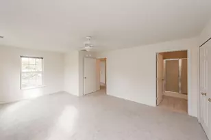 2800 S Knightsbridge Cir, Ann Arbor, MI 48105 - Photo 17