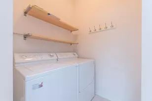 2800 S Knightsbridge Cir, Ann Arbor, MI 48105 - Photo 9