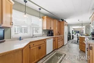16527 Lakeview St, Spring Lake, MI 49456 - Photo 13