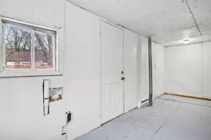 3207 Jefferson St, Muskegon, MI 49444 - Photo 21