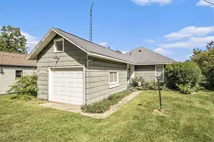 51361 Summit St, Paw Paw, MI 49079 - Photo 5