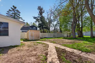 323 Grand St, Michigan Center, MI 49254 - Photo 35