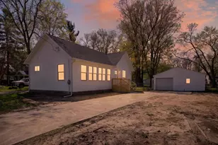 323 Grand St, Michigan Center, MI 49254 - Photo 41