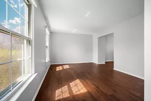5615 Pebble Ridge Ct, Ann Arbor, MI 48108 - Photo 3