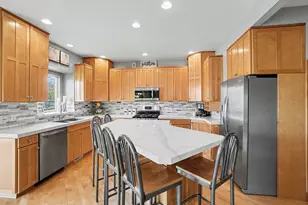 2213 N Bristol St, Holland, MI 49424 - Photo 11