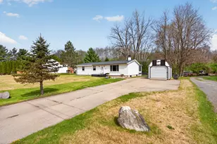 3926 Franklin Rd, Jackson, MI 49203 - Photo 9