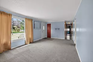 3926 Franklin Rd, Jackson, MI 49203 - Photo 3