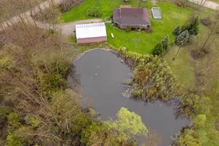 6475 Center Rd, Fenton, MI 48430 - Photo 11
