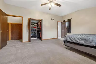 6475 Center Rd, Fenton, MI 48430 - Photo 9