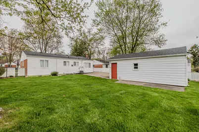 398 Hollywood Drive, Saline, MI 48176 - Photo 3