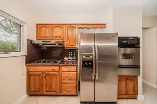 398 Hollywood Dr, Saline, MI 48176 - Photo 13