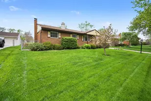 197 Wallace Dr, Saline, MI 48176 - Photo 5