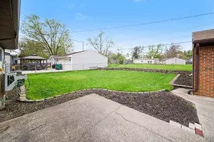 197 Wallace Dr, Saline, MI 48176 - Photo 19