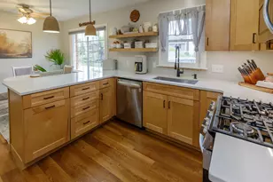 7829 Julie Dr, Portage, MI 49024 - Photo 9