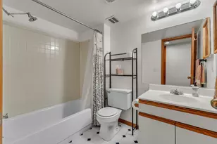 2140 Pauline Blvd, Ann Arbor, MI 48103 - Photo 29