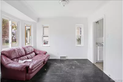 9175 Everts Street, Detroit, MI 48224 - Photo 9