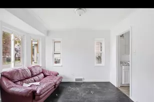 9175 Everts St, Detroit, MI 48224 - Photo 9