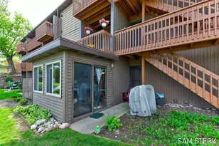 2953 Byron Center Ave SW, Wyoming, MI 49519 - Photo 13