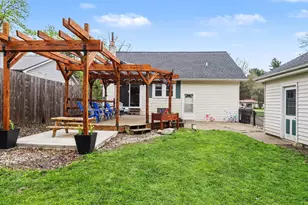 160 Charleston Ave, Battle Creek, MI 49037 - Photo 25