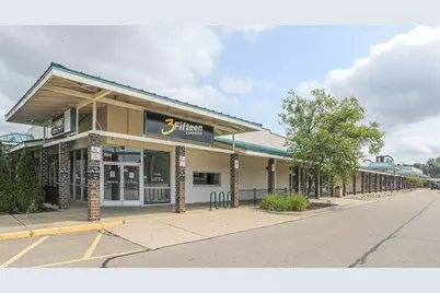 1525 W Michigan Avenue #15E, Battle Creek, MI 49037 - Photo 1