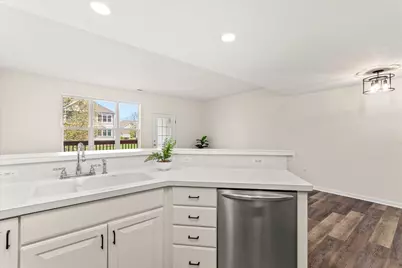 1491 Fox Pointe Circle, Ann Arbor, MI 48108 - Photo 13