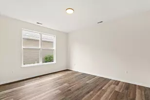 1491 Fox Pointe Cir, Ann Arbor, MI 48108 - Photo 19