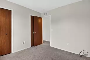 15834 N Franklin Dr, Clinton Twp, MI 48038 - Photo 9