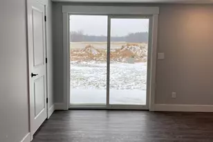 105 40th Ave, Six Lakes, MI 48886 - Photo 15