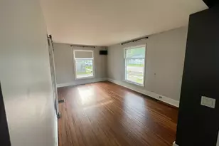 126 E South St, Vicksburg, MI 49097 - Photo 7