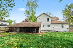 126 E South St, Vicksburg, MI 49097 - Photo 23